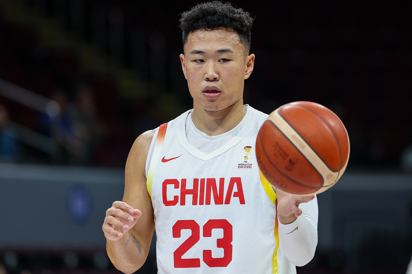 因腰伤缺席亚运!记者:贺希宁将赴美训练半个月 他很想为国出战