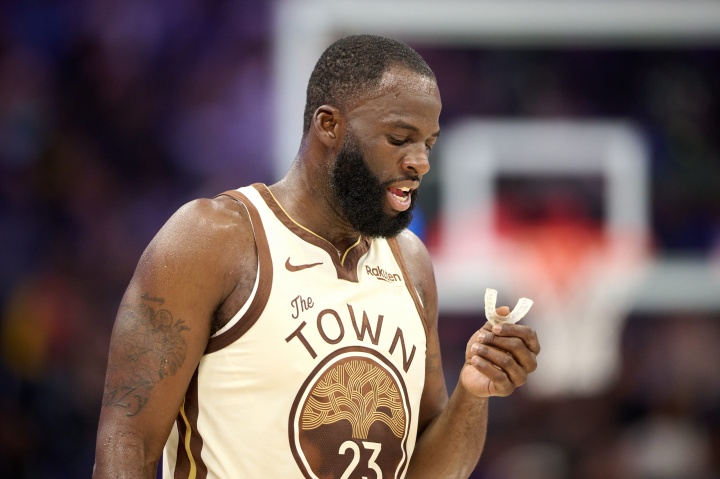 追梦:被没收的选秀权不该凭空蒸发 对拼命想挤进NBA的孩子不公平
