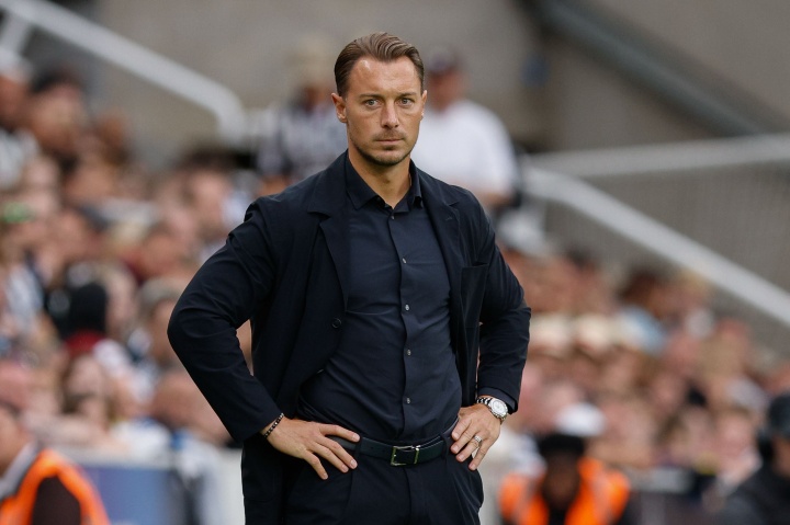 TA：纽卡完成了规模庞大的夏窗操作，希望重新向欧战席位发起冲击