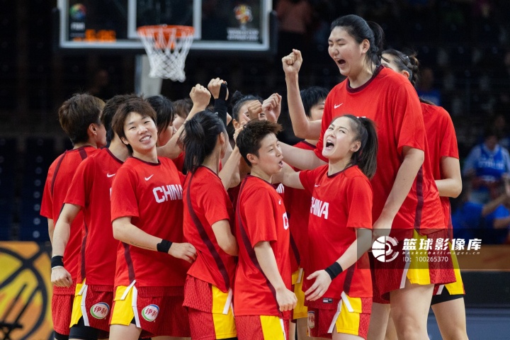 媒体人：中国女篮打进八强已完成任务 下一场打法国就不用多想了